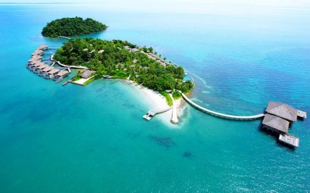 Private Island All-Inclusive Experiences: Branson's Necker and Beyond