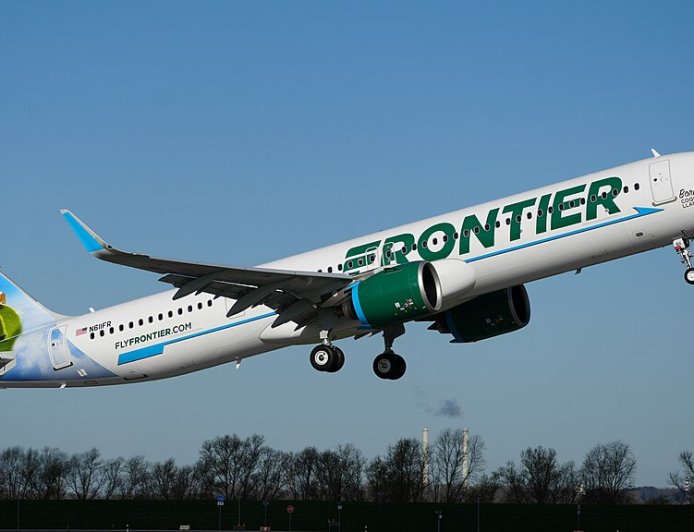 Low-Cost Airlines Flying to the Caribbean: Frontier and Spirit Tips