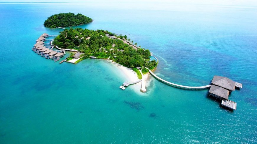 Private Island All-Inclusive Experiences: Branson's Necker and Beyond